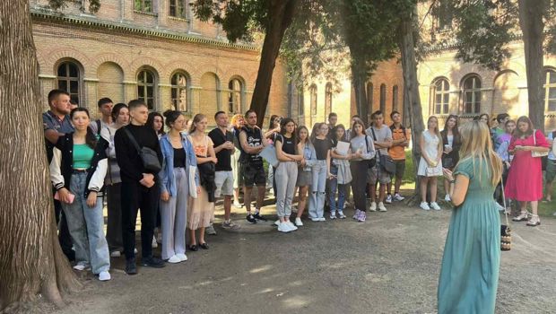 Нетрадиційні заняття для здобувачів вищої освіти за спеціальністю 014.07 “Середня освіта (Географія)”