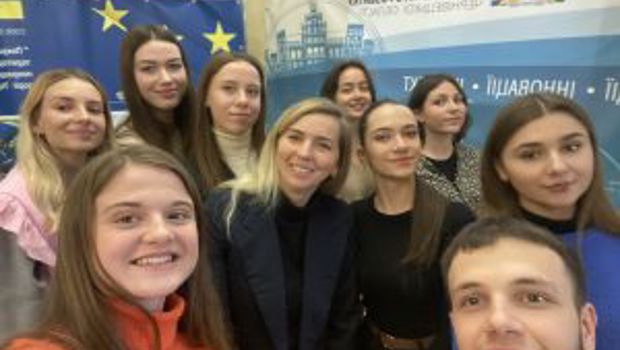Участь здобувачів освіти у тренінгу по залученню грантів
